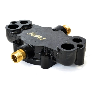 KOLEKTOR GÓRNY POMPY OPRYSKIWACZA KOŃCÓWKI MOSIĘŻNE GWINTOWANE STARY TYP P40 P60 BEZ PODTOCZENIA