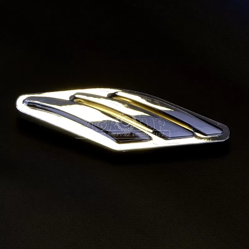 LOGO NA MASKĘ MCCORMICK 714200A1